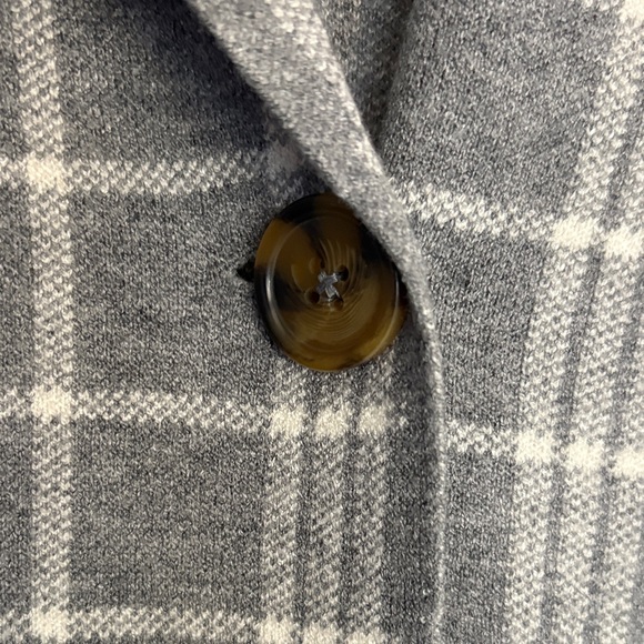 Marled Gray Plaid V-Neck Sweater Vest - Picture 3 of 5